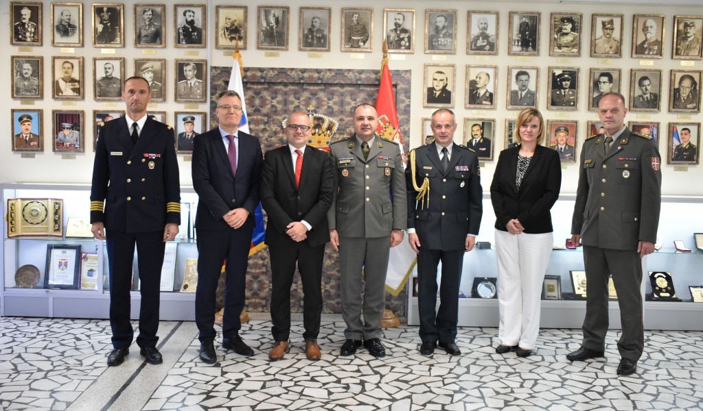 Delegation of the Ministry of Defence of the Republic of Slovenia Visiting the Military Academy of the University of Defence in Belgrade