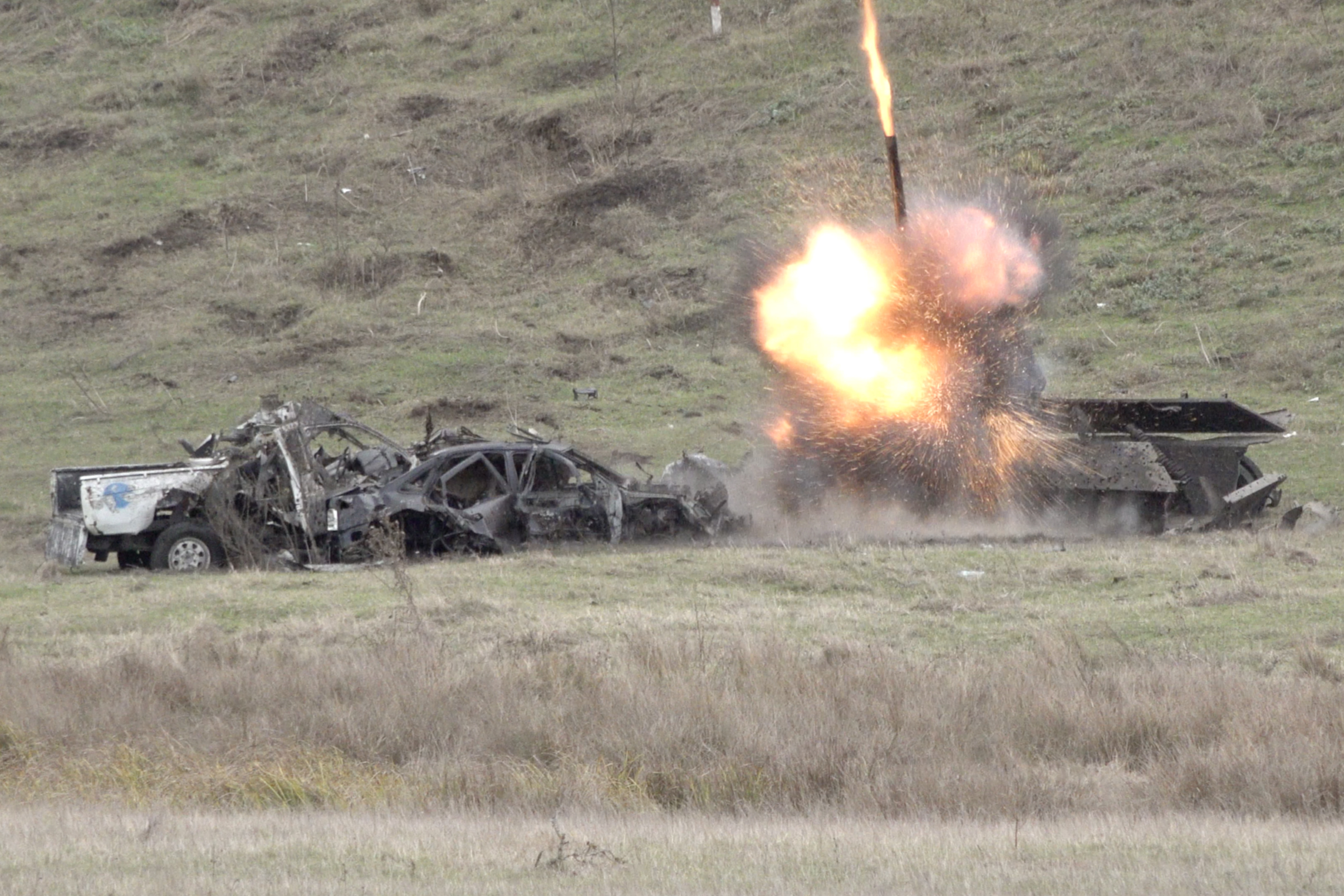 Кадети Војне академије Универзитета одбране успешно извели гађање из ручног ракетног бацача М80